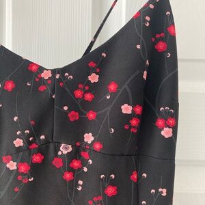 💕 *EUC* Express Women’s Floral Black Spaghetti Strap Dress Size 3/4 💕